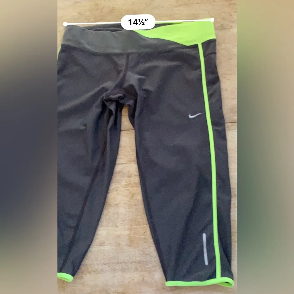 Nike Dri Fit Women’s‎ Sz L Dk Gray Capri Athletic Running Leggings - Picture 10 of 13